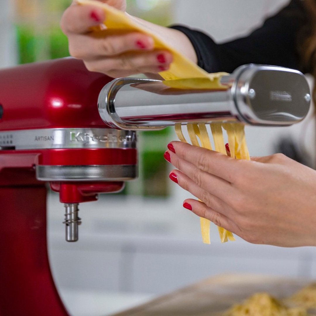 KitchenAid Pasta Roller and Cutter Stand Mixer Attachments ...